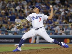 El mexicano Julio Urías, que lanzó una entrada con un hit y un ponche, se anotó la importante victoria. AFP/J. Grossa