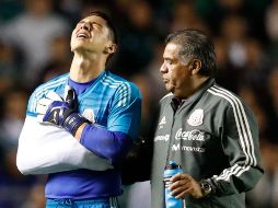 González salvó al equipo de Ricardo Ferretti por lo menos en dos acciones claras de gol de los rivales. AP / E. Verdugo