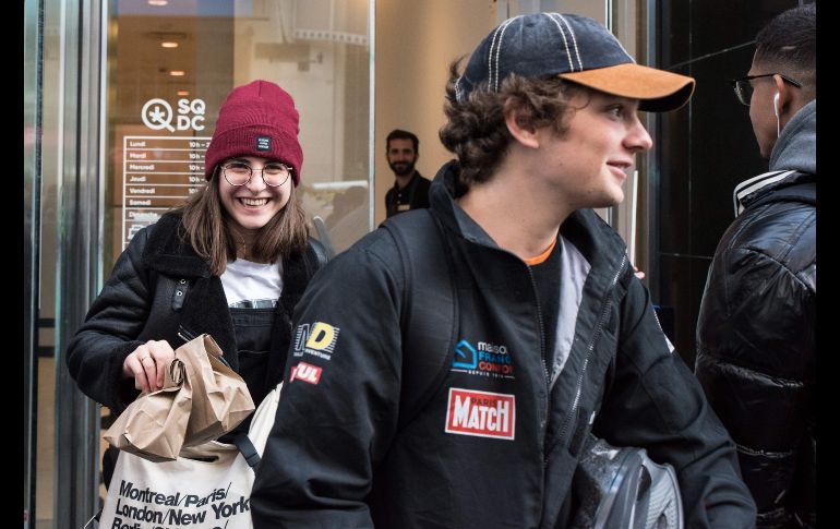 Los canadienses podrán comprar cannabis seco o fresco, aceite de cannabis o semillas de origen autorizadas y podrán hacer muffins, pasteles o bebidas a base de cannabis en el hogar.