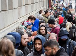 Fotogalería: Hacen filas para comprar mariguana en Canadá