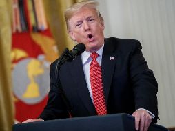 El presidente estadounidense Donald Trump habla luego de entregar la Medalla de Honor al sargento mayor de marina retirado John Canley. EFE/J. Lo Scalzo