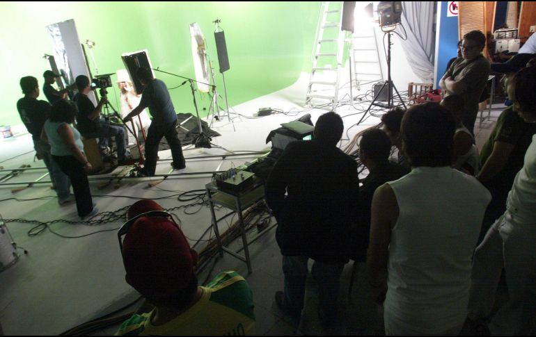 Extra A.C. tiene convenios con diversas instancias y empresas, las cuales ofrecen un servicio o apoyos en medicamentos. EL INFORMADOR/Archivo