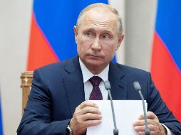 Putin recordó que ''todo empezó'' en EU con los ataques armados perpetrados contra escuelas o universidades, en alusión a tragedias como la ocurrida en 1999 en la escuela secundaria de Columbine. EFE / P. Golovkin