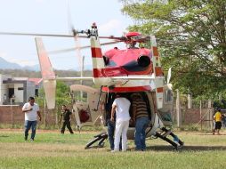 Equipo especializado trasladó a los heridos a un hospital vía helicóptero. ESPECIAL/eldeber.com.bo