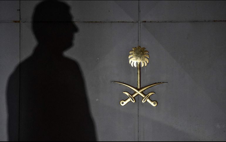 Las pesquisas han tardado en avanzar porque se han hecho en edificios diplomáticos en los que la Policía turca no puede entrar sin pedir formalmente permiso a Arabia Saudita. AFP/O. Koze