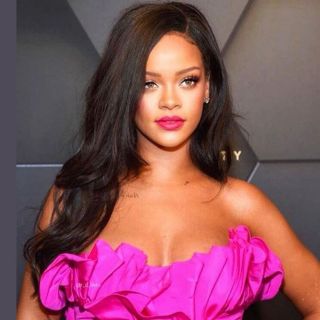 Rihanna rechaza cantar en el Super Bowl en solidaridad a Kaepernick