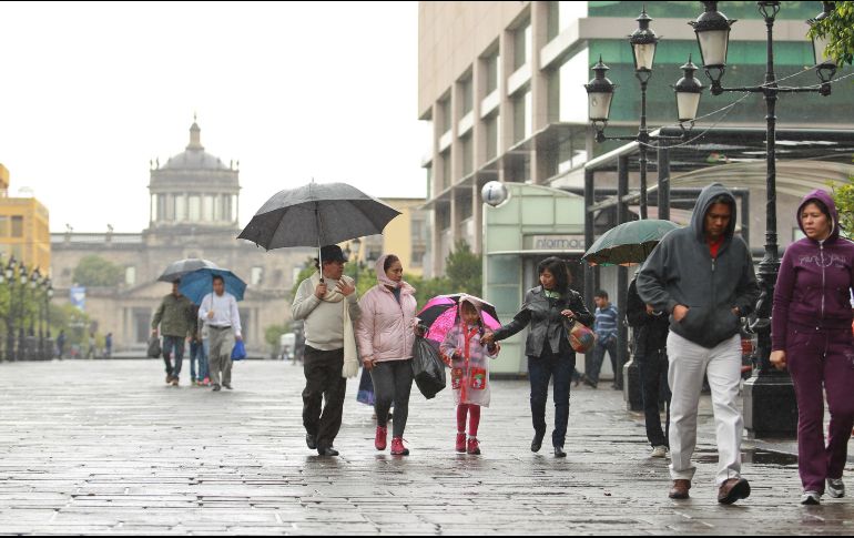Los sistemas mencionados en combinación con la abundante entrada de humedad de ambos litorales, provocarán potenciales lluvias. EL INFORMADOR / ARCHIVO
