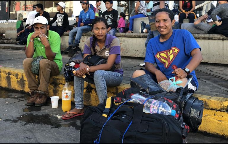 Miguel Ángel explica que el camino que emprendió con su novia Kimberly y su hermano Estuardo fue motivado por la violencia en su país. NTX / A. Moreno