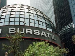 En el mercado accionario local se opera con un volumen de 1.6 millones de títulos, por un importe económico de 74.9 millones de pesos. NTX / ARCHIVO