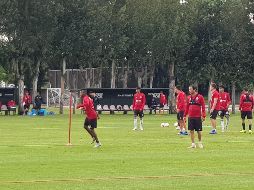 Ulises Cardona y Brayan Garnica ya se encuentran al parejo del equipo, luego de que la semana pasada causaran baja por enfermedad. EL INFORMADOR / J. Robles