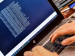 El monitoreo del funcionamiento del sistema financiero detectó algunos elementos que determinaron un ataque cibernético a AXA en el SPEI. AFP/Archivo