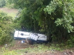 La carretera federal 200 permanecerá cerrada de circulación de dos a cinco horas. ESPECIAL