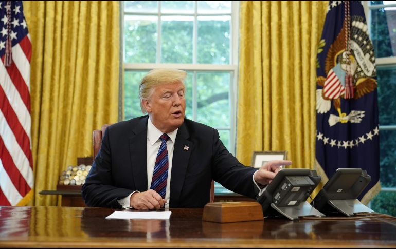 Agentes de inteligencia estadounidenses consideran que Trump se toma a la ligera la seguridad electrónica al no limitar sus comunicaciones. AFP/ARCHIVO