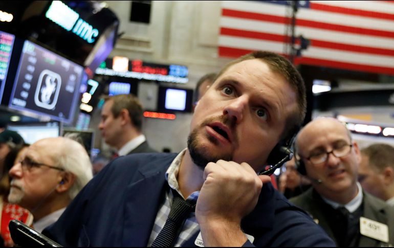 El NYSE Composite sube 46.15 puntos, colocándose en 12 mil 015.89 unidades. AP / ARCHIVO