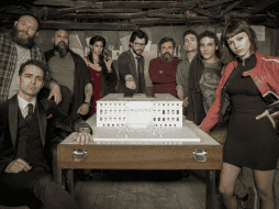 “La casa de papel” se convirtió en la serie de habla no inglesa más vista, al estrenarse en Netflix la parte uno y dos a nivel mundial durante 2018. FACEBOOK / LaCasadePapelTV
