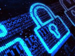 Expertos sugieren dudar de aquellas aplicaciones y sitios web que pidan acceder a todos los datos de nuestro móvil. TWITTER / @UNAM_MX