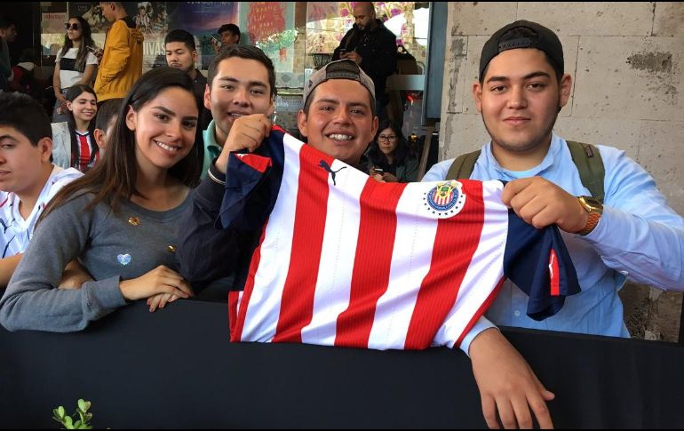 La película será estrenada el próximo dominto en Los Ángeles. TWITTER/@Chivas