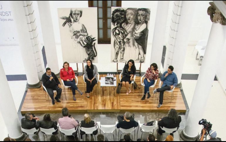 Teniendo como moderador a Ricardo Duarte, se dio a conocer el proyecto editorial de Juan Carlos Macías y Víctor Hugo Pérez en el MUSA. ESPECIAL/MUSA