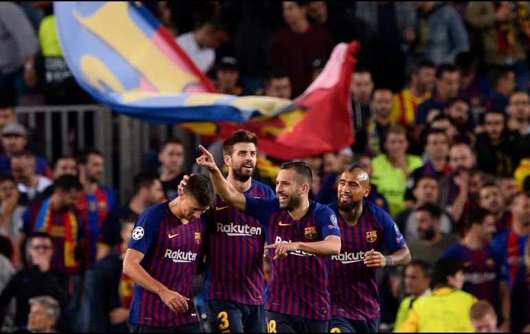 Gianni Infantino, líder del organismo, declaró que por principio, los partidos oficiales de liga deben disputarse dentro del territorio de la respectiva asociación. AFP / ARCHIVO