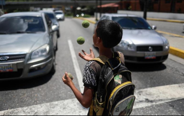 De acuerdo con la organización no gubernamental de defensa de los derechos humanos infantiles Cecodap, al menos 82 niños han sido abandonados en espacios públicos durante lo que va 2018. EFE / ARCHIVO