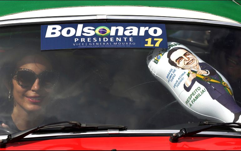 El sondeo ubicó el índice de rechazo para Haddad en 51.2% y para Bolsonaro en 42.5%. AP / E. Peres