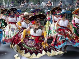 El desfile se conforma de distintas partes, en la que se busca reconocer a la muerte como ese último viaje, un pasaje. SUN/L. Cortés
