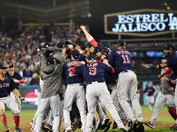 Los Red Sox apenas dieron opciones en casa de sus contrincantes. AFP / H. How