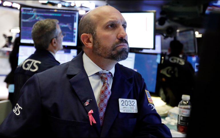 El NYSE Composite también avanza 163.16 puntos (1.36 por ciento) al ubicarse en 12 mil 140.11 unidades. AP / ARCHIVO