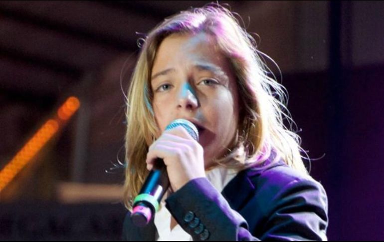 El joven que interpretó a Luis Miguel en la serie biográfica fue bien recibido por el público al ofrecer temas del cantante consolidado. FACEBOOK / FiestasDeOctubreJal