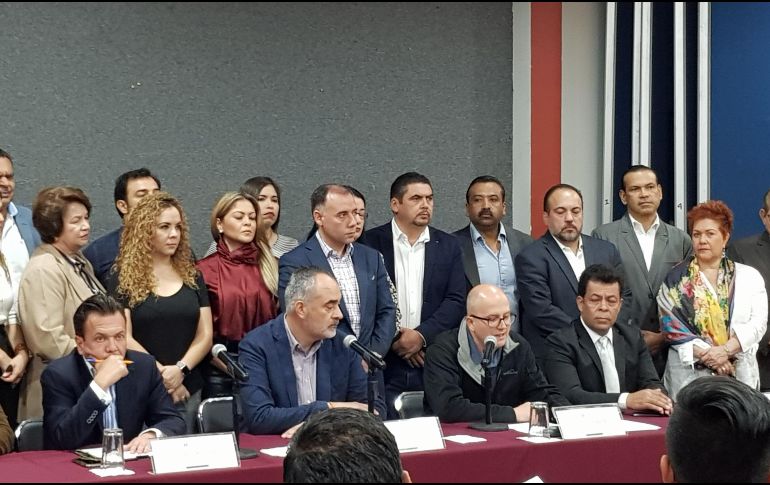 Diputados de MC presentan la iniciativa de ley de Remuneraciones de los Servidores Públicos del Estado y los Municipios. EL INFORMADOR / R. Rivas