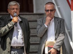 Andrés Manuel López Obrador y Carlos Manuel Urzúa, próximo secretario de Hacienda. AFP/Archivo