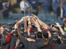 La organización de los Medias Rojas de Boston es la más exitosa en los últimos 15 años en Grandes Ligas, pues ha logrado coronarse en cuatro ocasiones en ese lapso. EFE / L. Smith