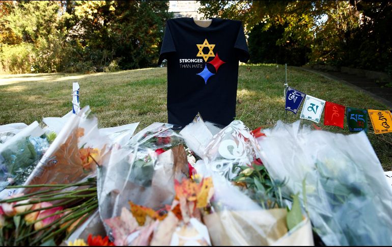 El resto de los funerales se realizarán entre hoy martes y viernes durante una semana de duelo, angustia e interrogantes sobre el incidente. EFE / J. Wickerham