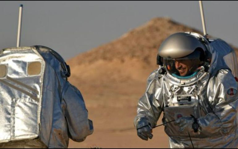 Durante 15 días, los seis mexicanos vivirán casi aislados, pues sólo mantendrán contacto con el control de misión en México, donde les informarán el estatus de la misión, el clima y las actividades a realizar en la jornada. TWITTER / @UnamSpace