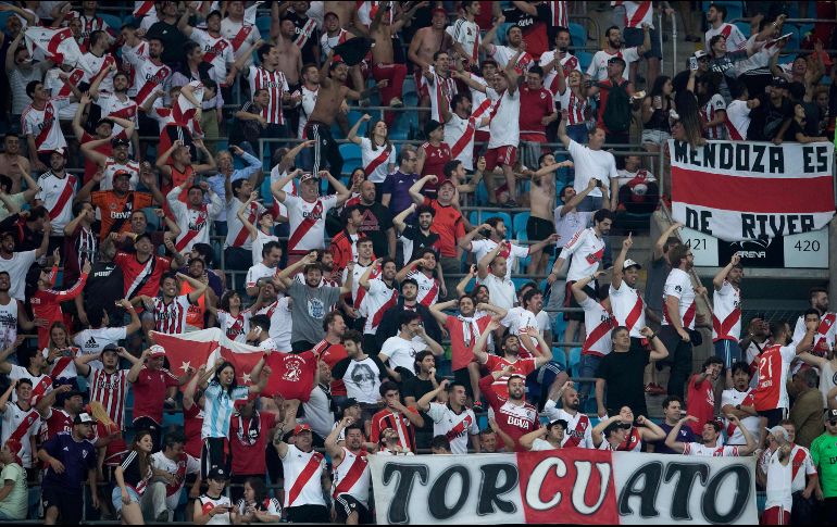 River clasificó al partido por el título, y si Boca hace lo mismo, el campeón se definiría el 28 de noviembre dos días antes del evento político que requiere un importante operativo de seguridad. AFP / ARCHIVO