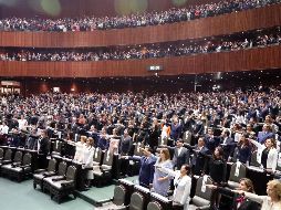 Tras la sesión, los legisladores iniciaron el puente correspondiente al Día de Muertos, por lo que regresarán el martes a sus labores. SUN/ARCHIVO