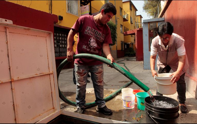El mantenimiento al Sistema Cutzamala inició en tiempo a partir de las 8:00 horas de este miércoles. EFE/M. Guzmán
