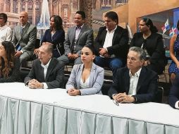 Al centro, Giovana Jaspersen García, fue presentada junto a los nuevos titulares de distintas dependencias estatales. EL INFORMADOR / R.Rivas