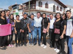 En Guachinango, el gobernador se comprometió a apoyar al municipio hasta el último día de su gestión. ESPECIAL