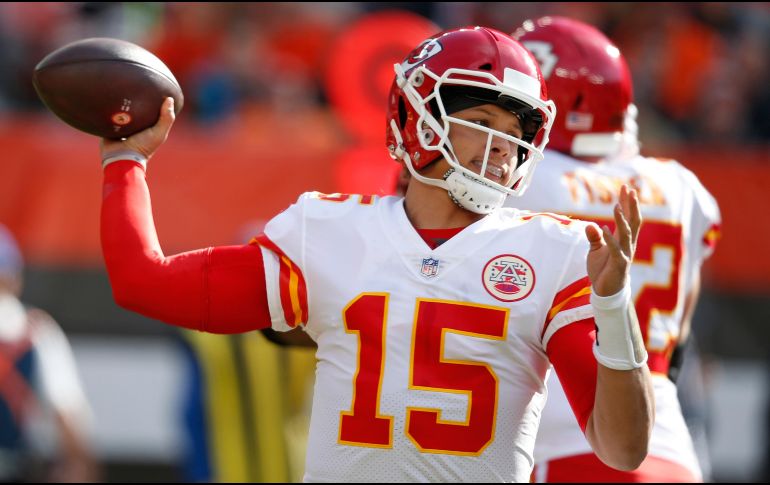 Mahomes,  de 23 años, usó todo el arsenal a su disposición. AP/R. Schwane