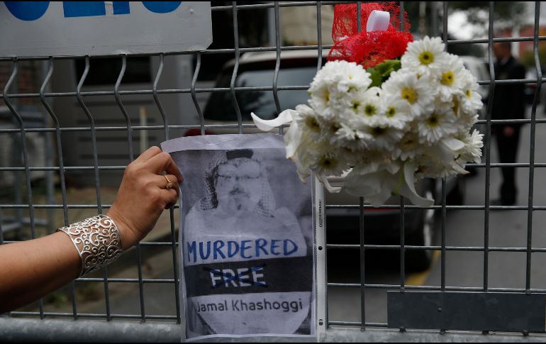 Yasin Aktay, asesor del presidente turco, indica que el comunicador fue disuelto en ácido.  AP / L. Pitakaris