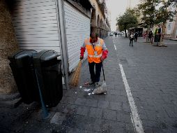 El Ayuntamiento de Guadalajara afirma que las papeleras que sufren algún tipo de daño son repuestas en un tiempo menor a 48 horas. EL INFORMADOR/G. Gallo