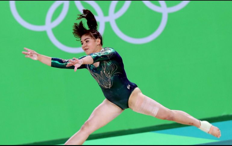 La atleta originaria de Mexicali se quedó con el tercer lugar en el salto de caballo  TWITTER / @ACC_Castillo