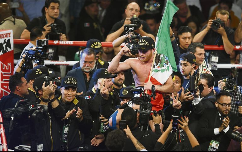 La victoria sobre Gennady Golovkin le bastó al púgil jalisciense para hacerse del PND. MEXSPORT
