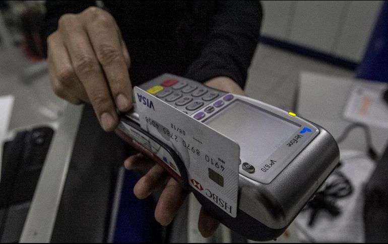 En México existen 18 millones 49 mil 323 tarjetas de crédito con un saldo ejercido de 331 mil 134 millones de pesos de acuerdo con el Banco de México. EL INFORMADOR/ ARCHIVO