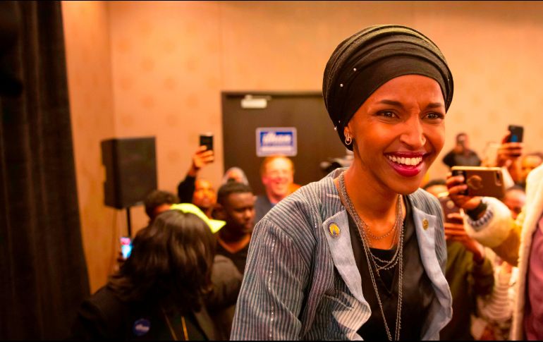 Ilhan Omar (foto) y Rashida Tlaib, son las primeras musulmanas que ocuparán un puesto en la Cámara baja. AFP / K. Yucel