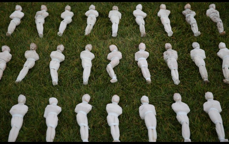 Las figuras representan a los soldados británicos y de la Mancomunidad de Naciones caídos durante la Batalla del Somme en Francia, en el marco de la Primera  Guerra Mundial.