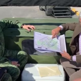 López Obrador sobrevuela base aérea de Santa Lucía