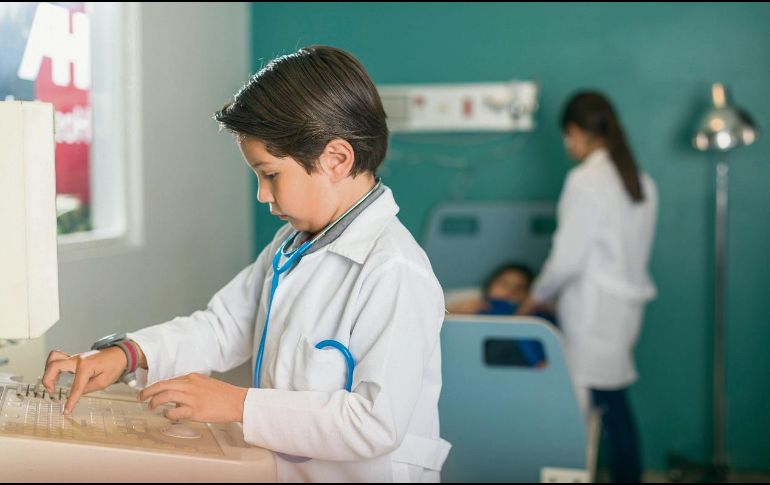 El equipo de la pequeña Lucía logró lo que parecía imposible: desde un quirófano cambió la vida de una familia entera. ESPECIAL