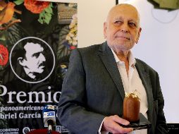 Cozarinsky afirmó, al recibir el premio, que la obra periodística de García Márquez lo cautivó antes de su obra maestra “Cien años de soledad”. EFE/L. Muñoz